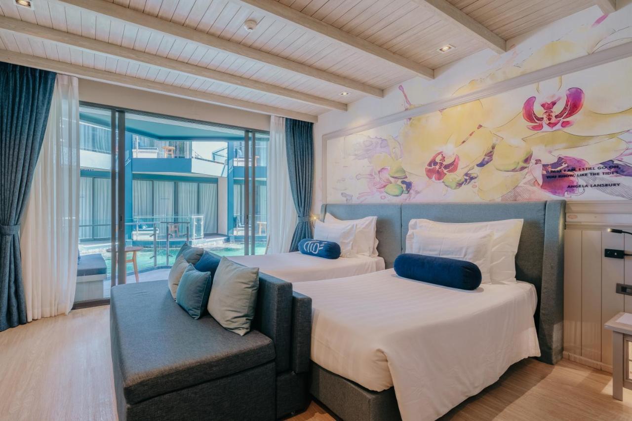 Hotel Tide Phuket Beachfront Exterior photo Deluxe Pool Access