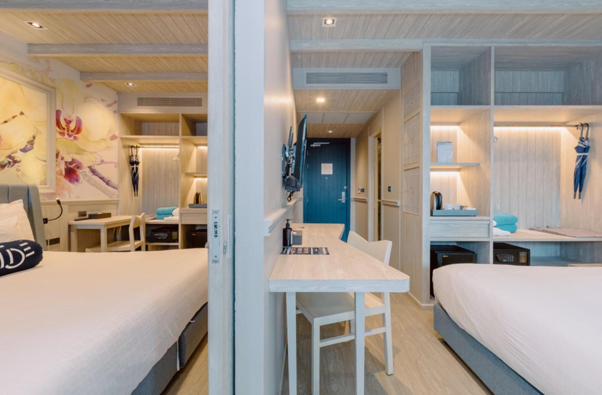 Hotel Tide Phuket Beachfront Exterior photo Deluxe Family Room