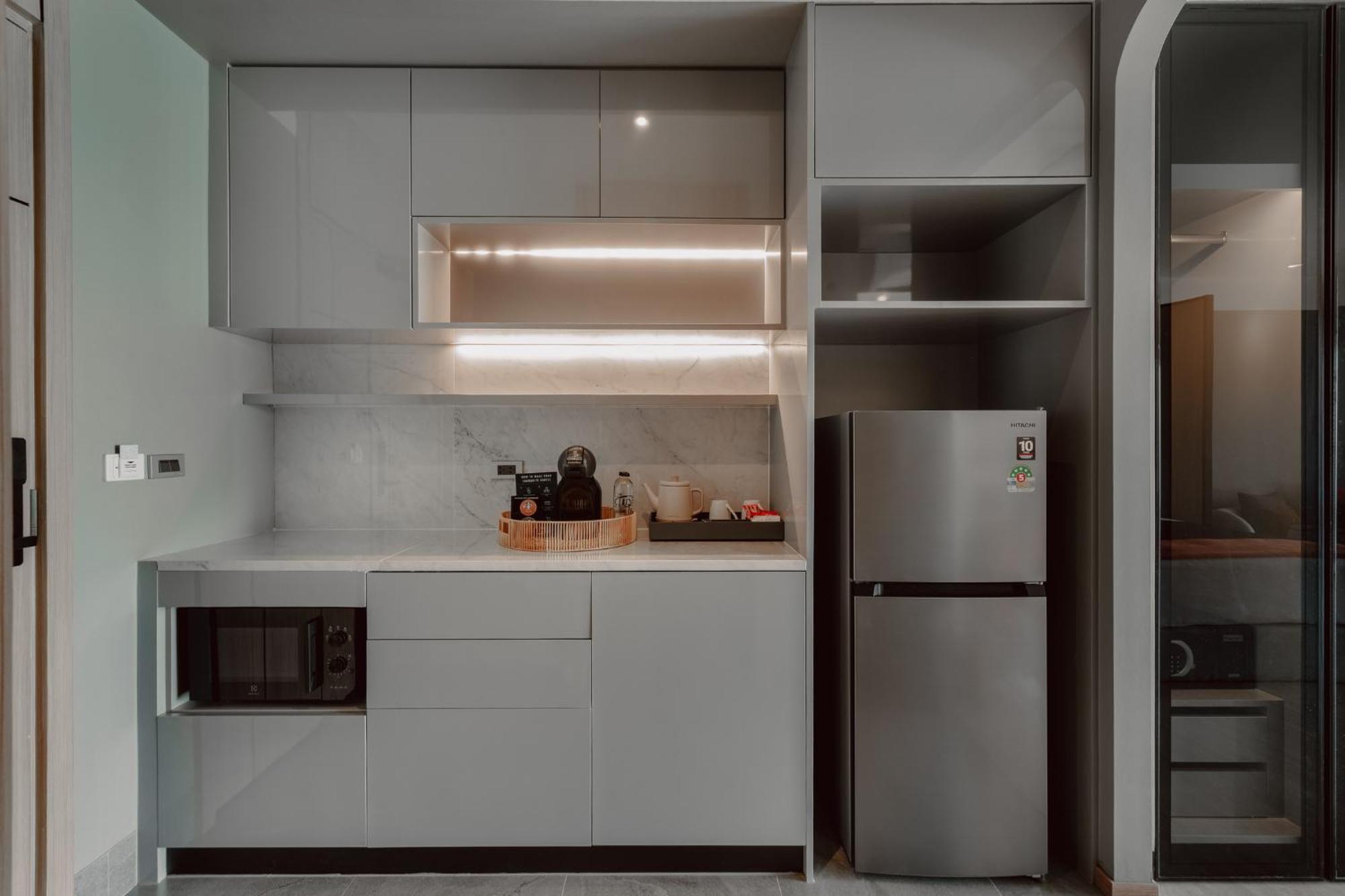 Hotel Tide Phuket Beachfront Exterior photo A modern wet kitchen